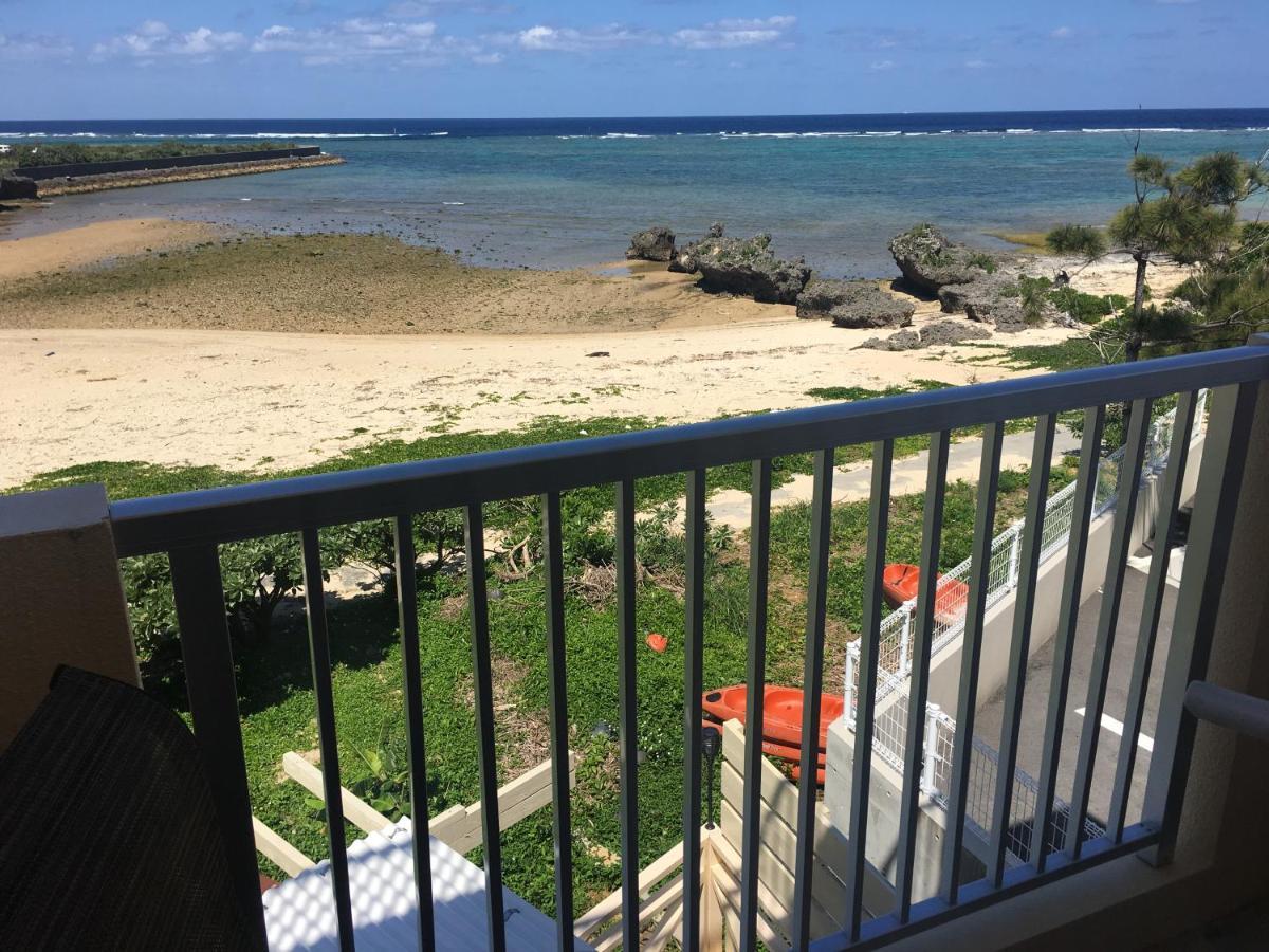 Ken'S Beachfront Cafe & Lodge, Bl2, Oceanfront And Free Canoe Rental Onna Zewnętrze zdjęcie